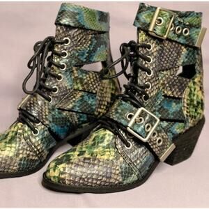 Jeffrey Campbell x Free People Green Faux Snakeskin Boots Excellent Vintage